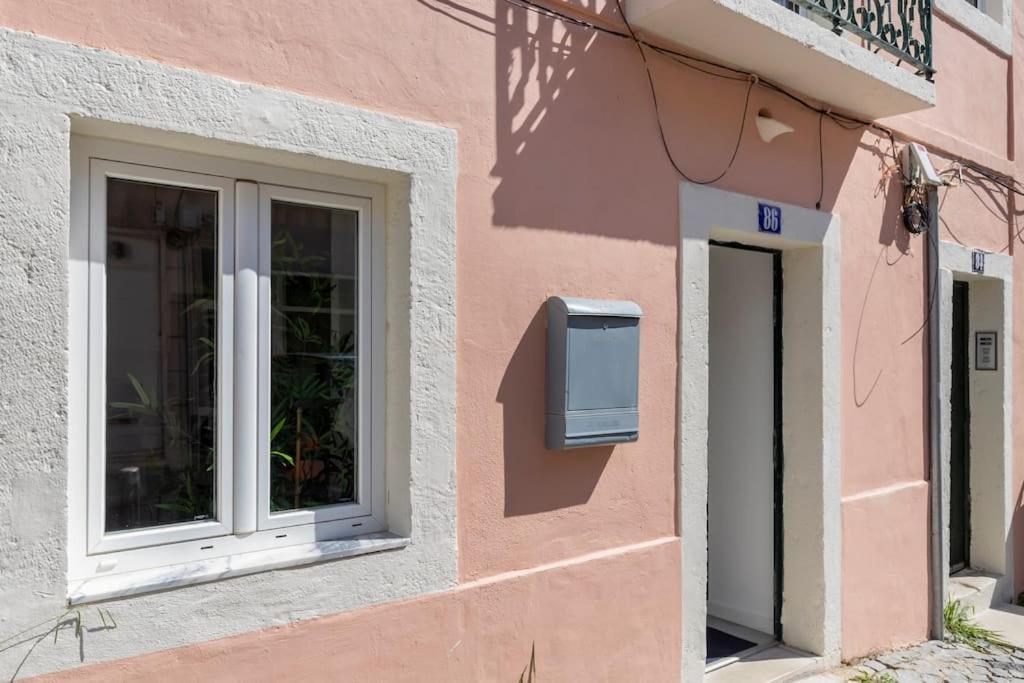Cozy And Modern Flat In Lisbon Lägenhet Exteriör bild